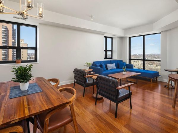 100 3rd Avenue S, Unit 1704, Minneapolis, MN 55401