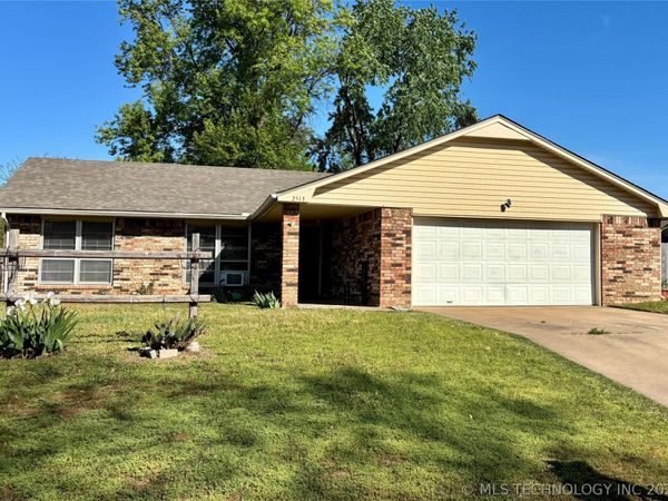 2513 S 27th Place , Muskogee, OK 74401
