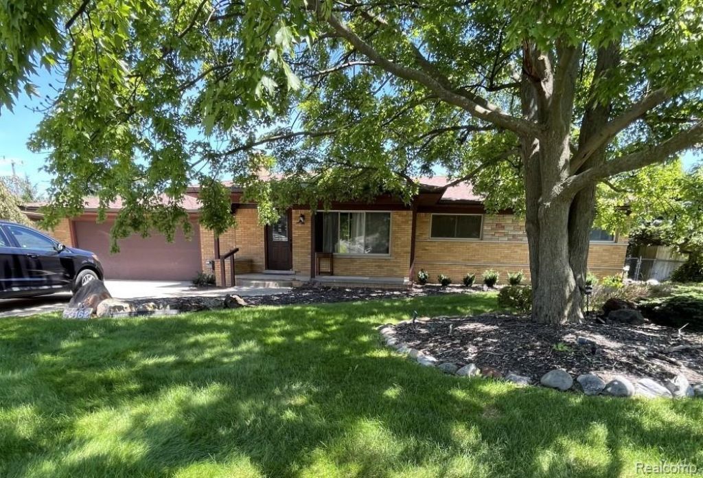 53162 Briar Drive , Shelby Township, MI 48316 Main Photo