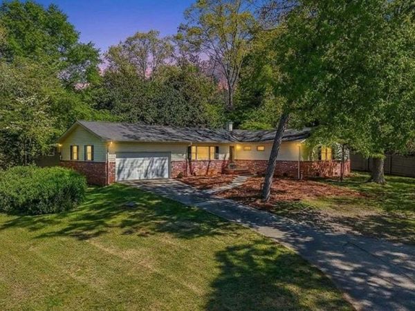 636 Holly Drive, Gainesville, GA 30501