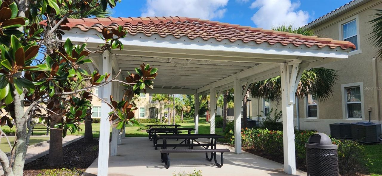 8220 Enclave Way, Unit 101, Sarasota, FL 34243 Photo