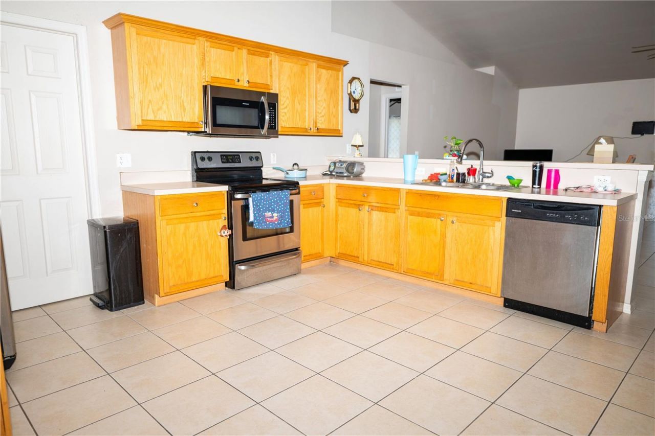 4129 NE 19th Place, Cape Coral, FL 33909 Photo