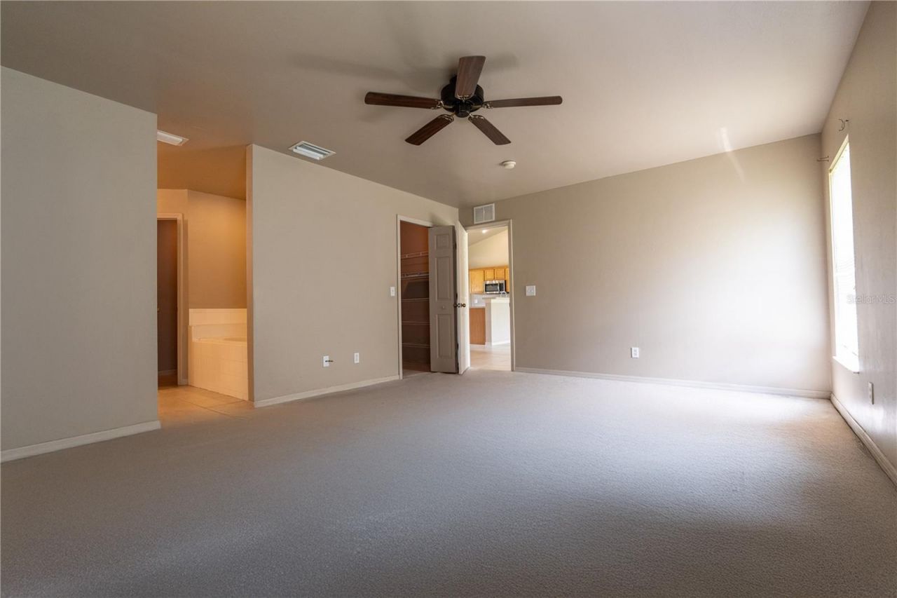 4129 NE 19th Place, Cape Coral, FL 33909 Photo