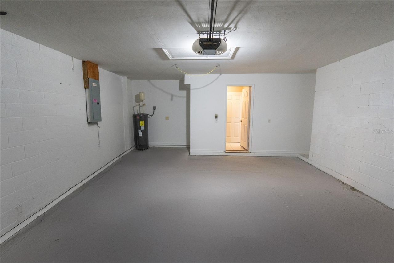 4129 NE 19th Place, Cape Coral, FL 33909 Photo