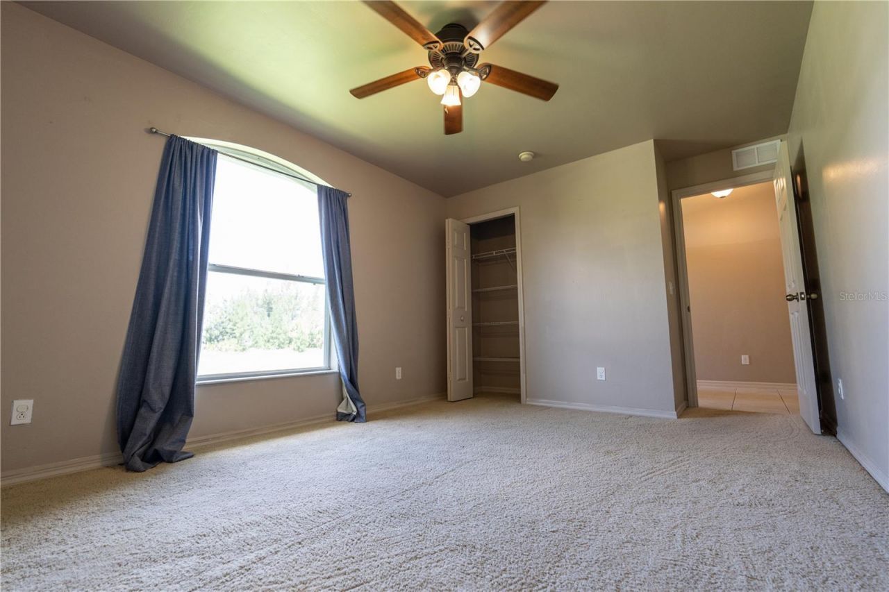 4129 NE 19th Place, Cape Coral, FL 33909 Photo