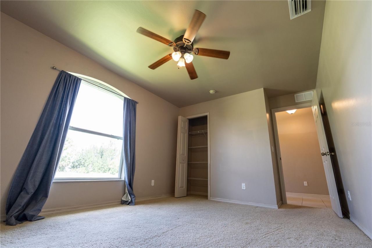 4129 NE 19th Place, Cape Coral, FL 33909 Photo