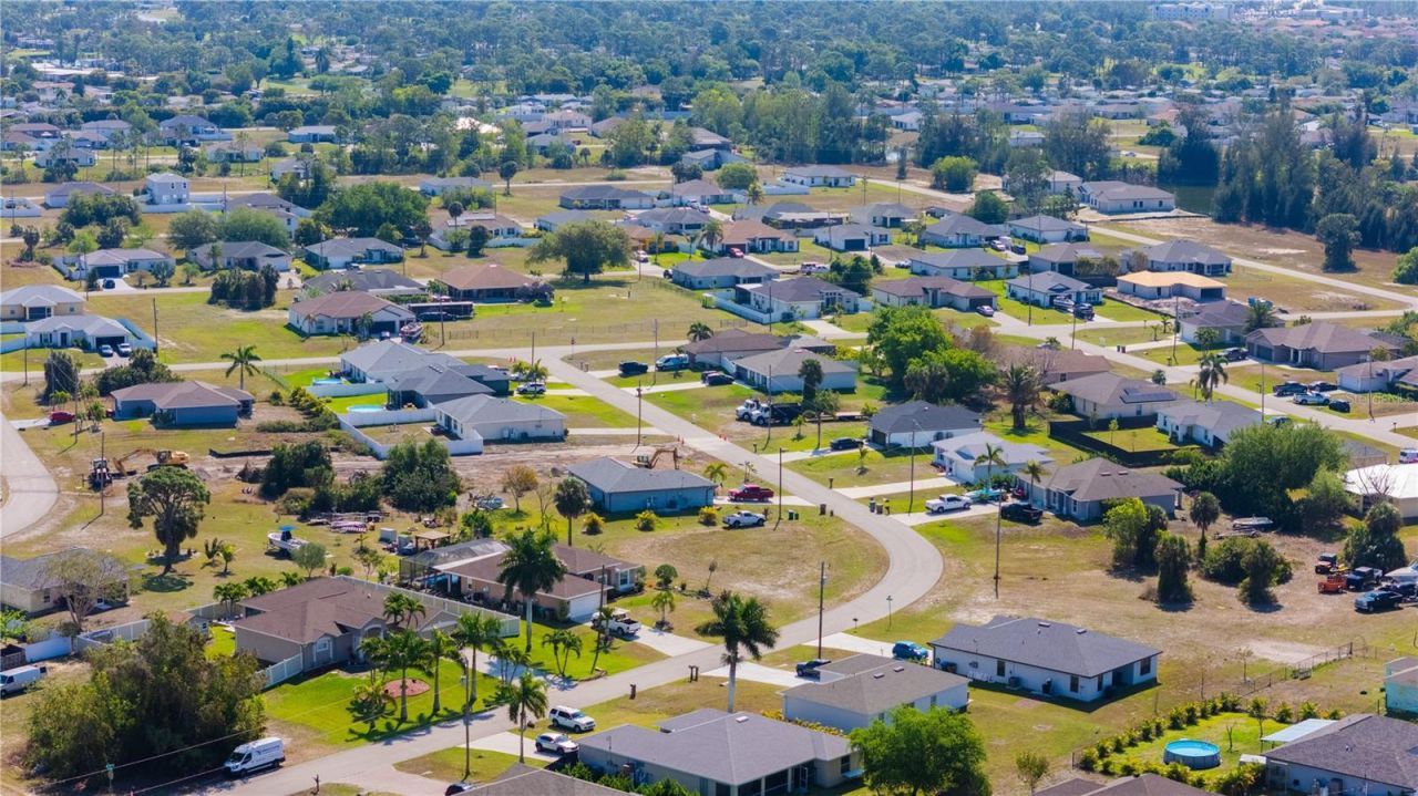 4129 NE 19th Place, Cape Coral, FL 33909 Photo