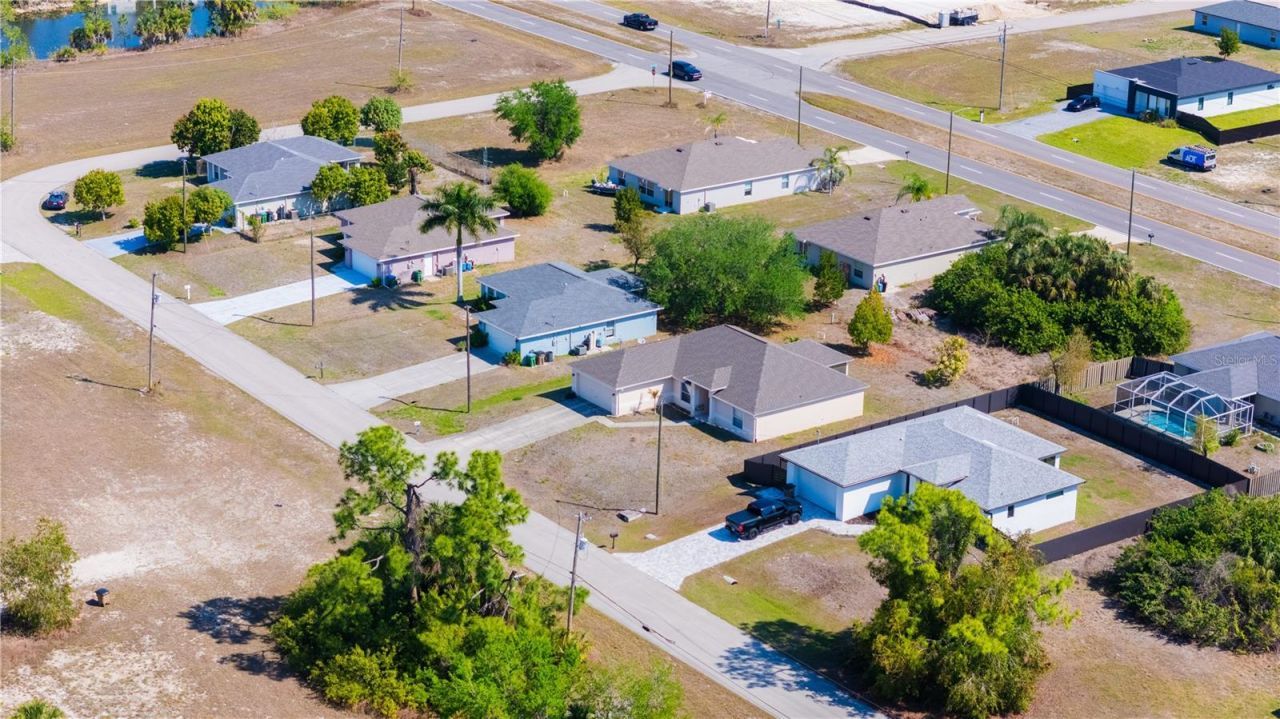 4129 NE 19th Place, Cape Coral, FL 33909 Photo