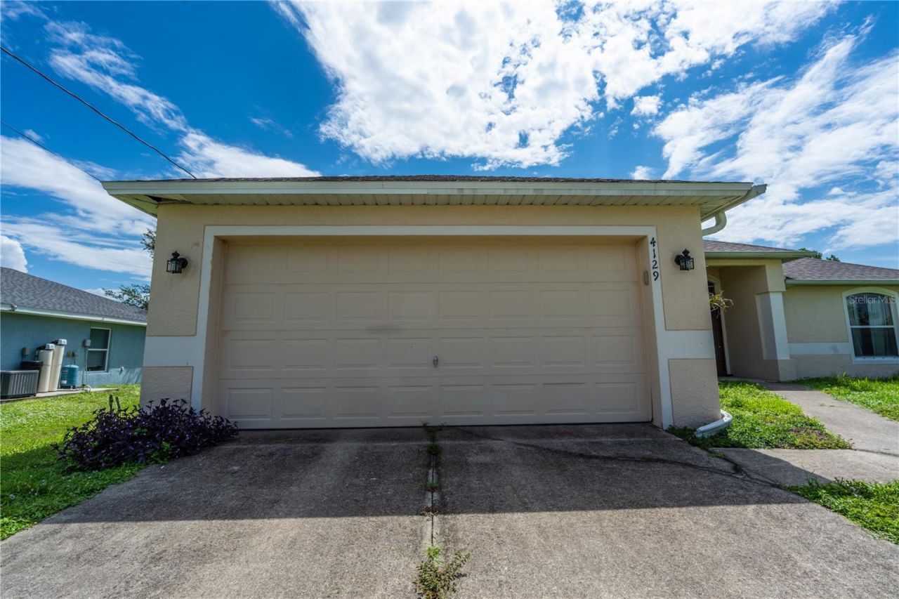 4129 NE 19th Place, Cape Coral, FL 33909 Photo