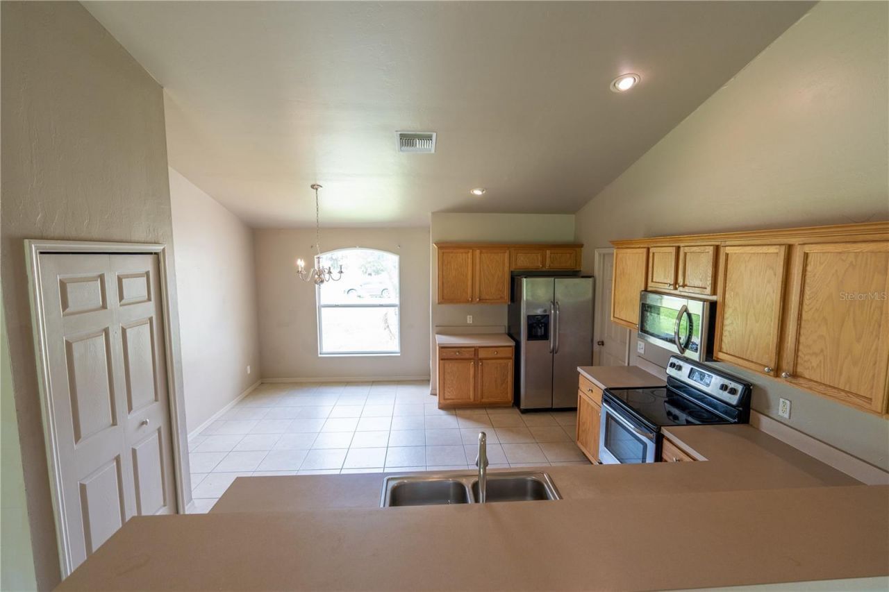 4129 NE 19th Place, Cape Coral, FL 33909 Photo
