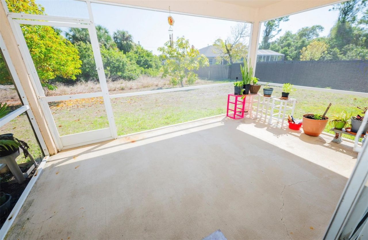 4129 NE 19th Place, Cape Coral, FL 33909 Photo