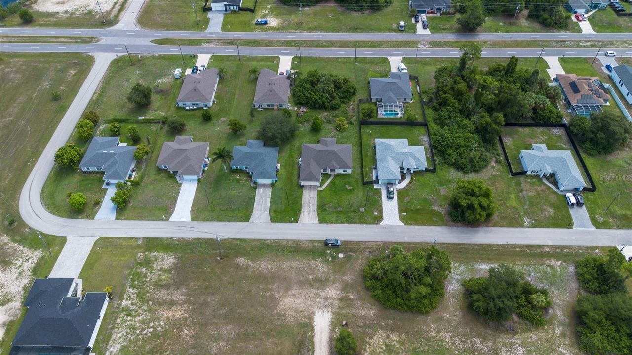 4129 NE 19th Place, Cape Coral, FL 33909 Photo