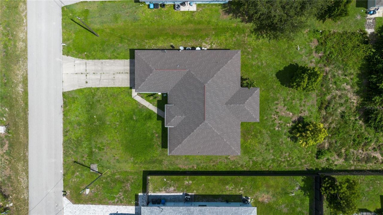 4129 NE 19th Place, Cape Coral, FL 33909 Photo