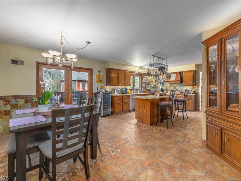 6880 Cliffside Drive, Vermilion, OH 44089 Photo 14