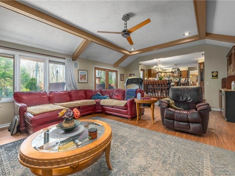 6880 Cliffside Drive, Vermilion, OH 44089 Photo 17