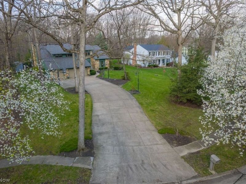 6880 Cliffside Drive, Vermilion, OH 44089 Photo 3