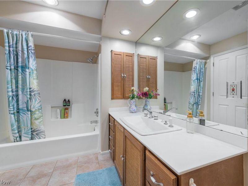 6880 Cliffside Drive, Vermilion, OH 44089 Photo 34