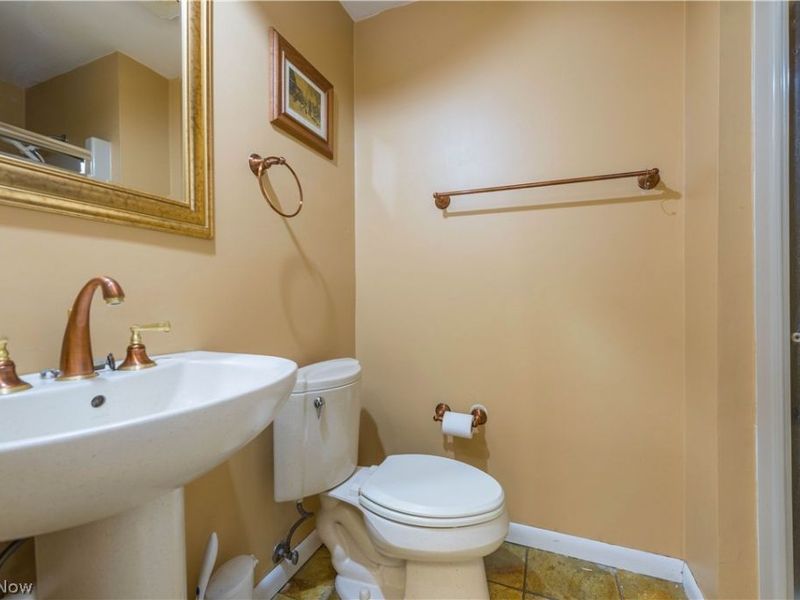 6880 Cliffside Drive, Vermilion, OH 44089 Photo 39