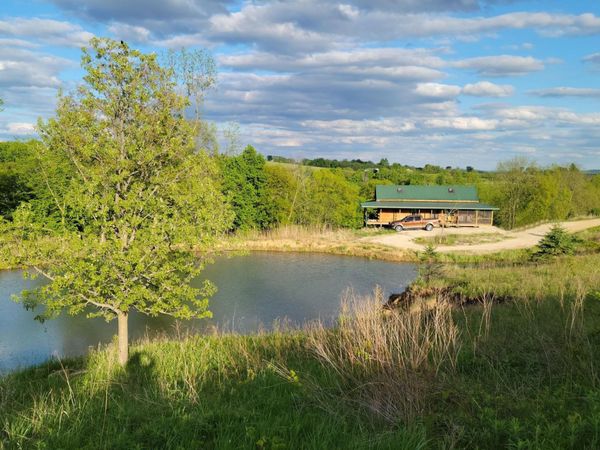 1878 Trophy Run Lane, Harpers Ferry, IA 52146