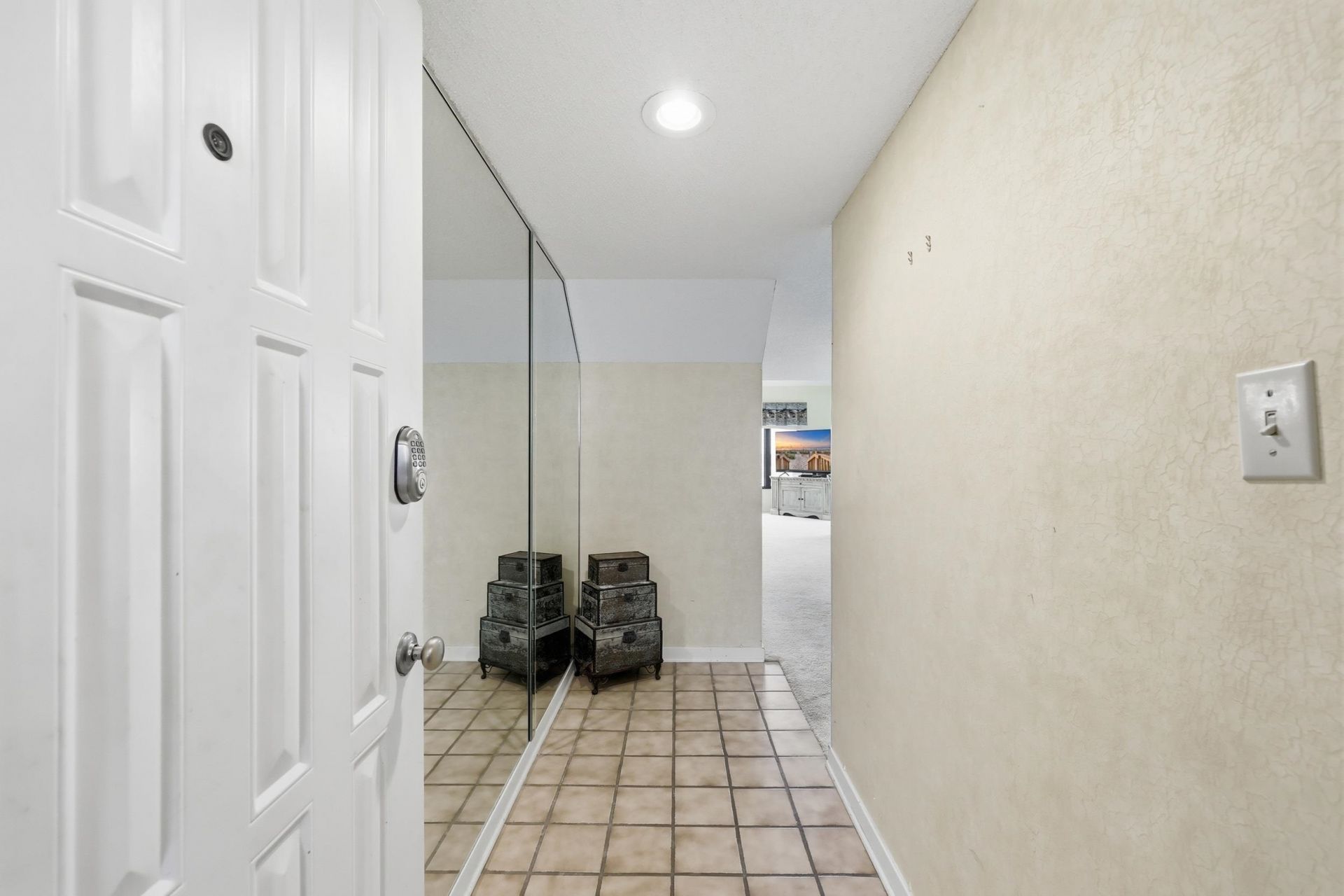 1398 Basin Trail Photo 10