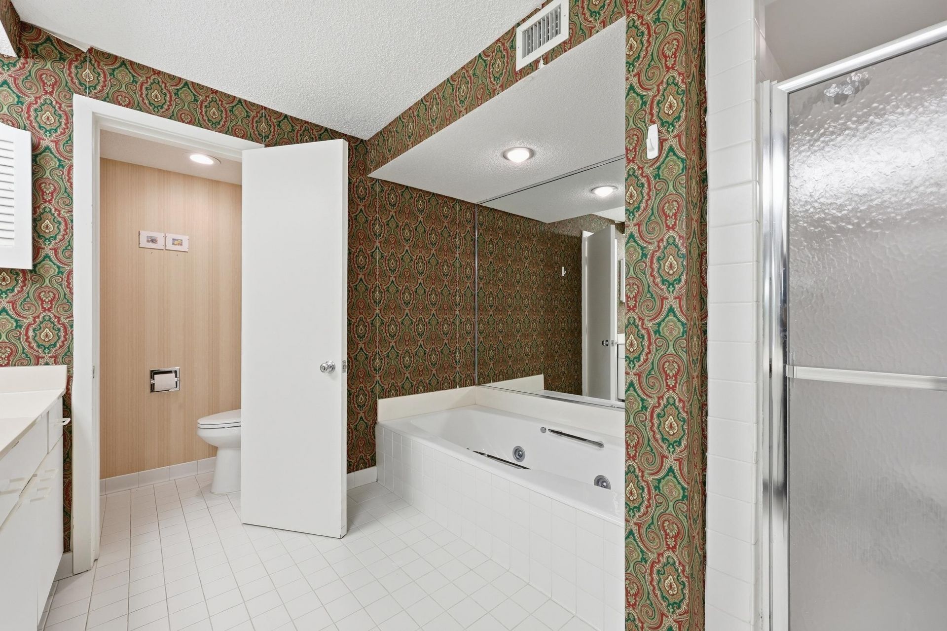 1398 Basin Trail Photo 40