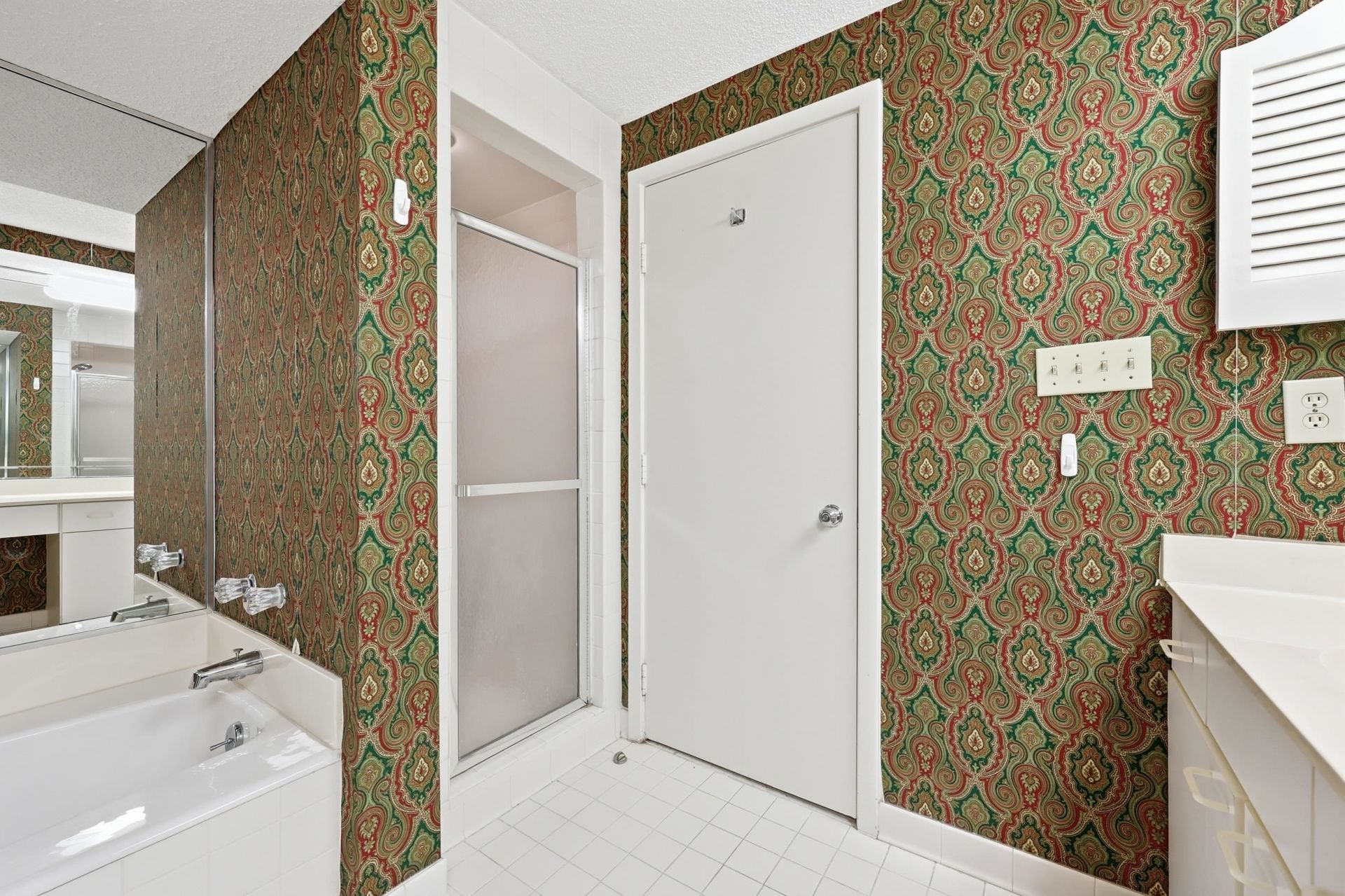 1398 Basin Trail Photo 42