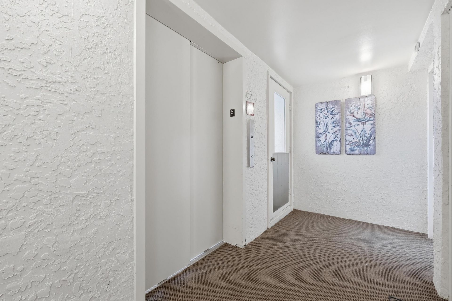 1398 Basin Trail Photo 8