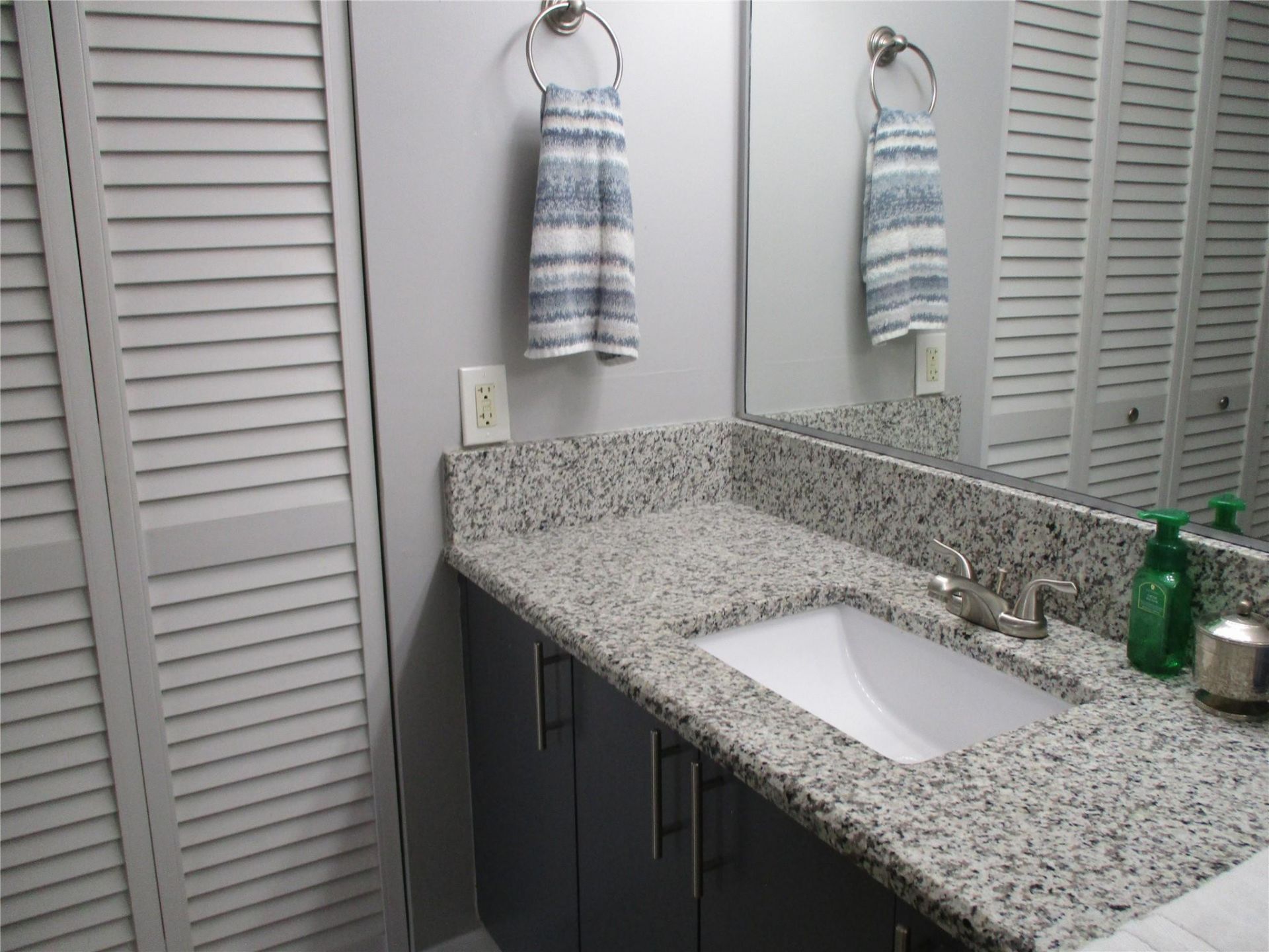 123 Yacht Club Way, Unit 206, Hypoluxo, FL 33462 Photo