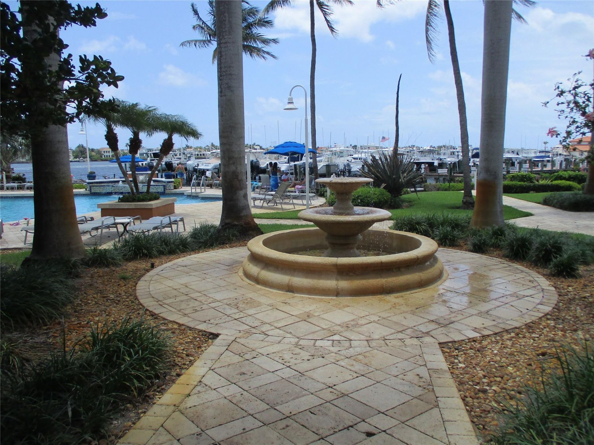 123 Yacht Club Way, Unit 206, Hypoluxo, FL 33462 Photo