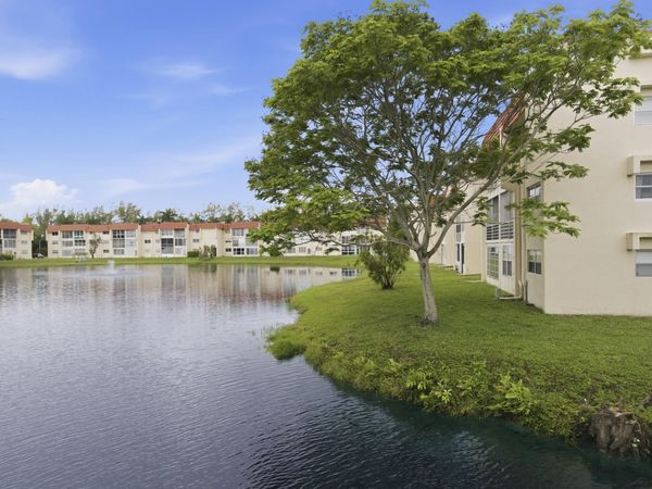 2900 Sunrise Lakes Drive W, Unit 201, Sunrise, FL 33322