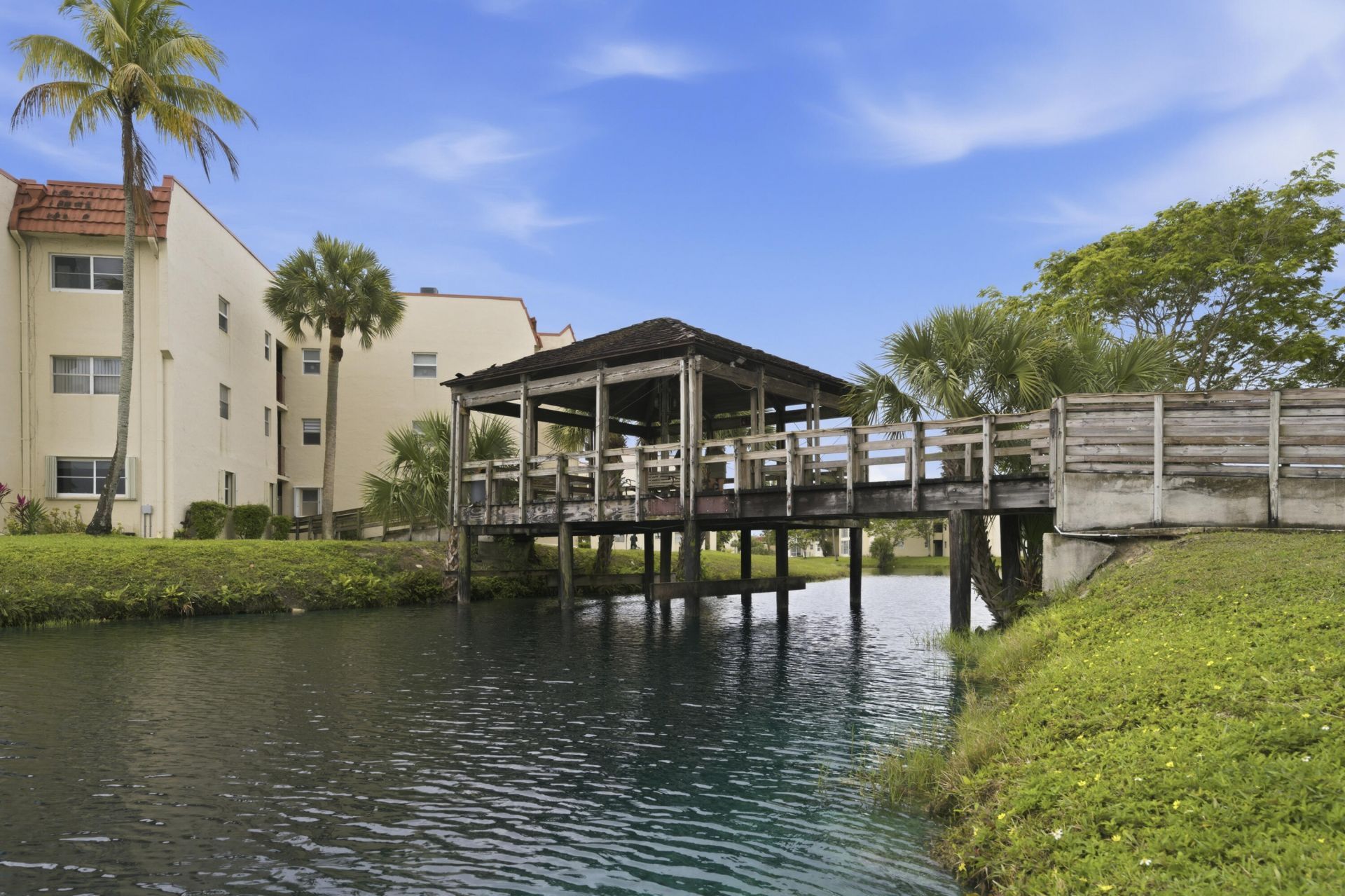 2900 Sunrise Lakes Drive W, Unit 201, Sunrise, FL 33322 Photo