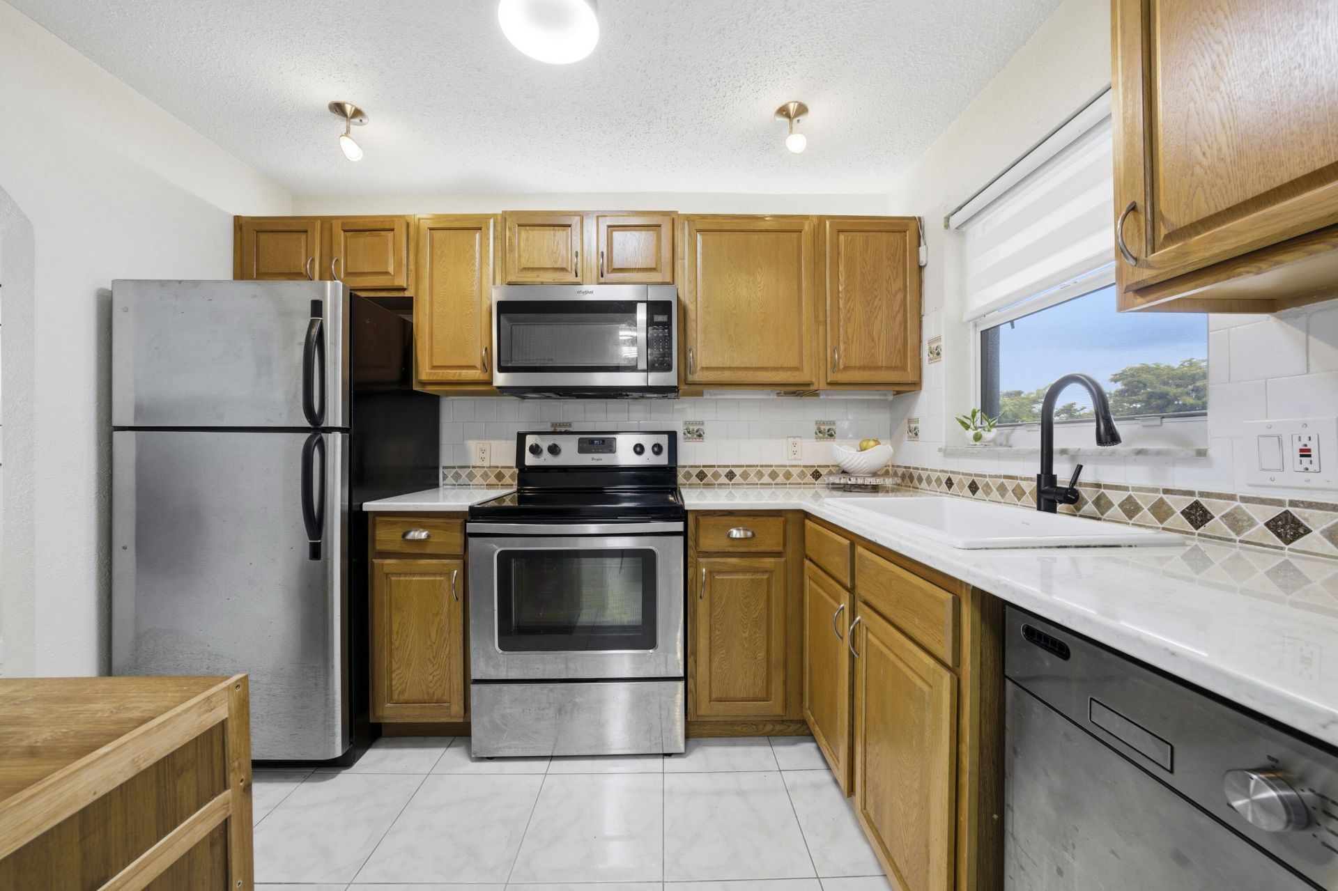 2900 Sunrise Lakes Drive W, Unit 201, Sunrise, FL 33322 Photo