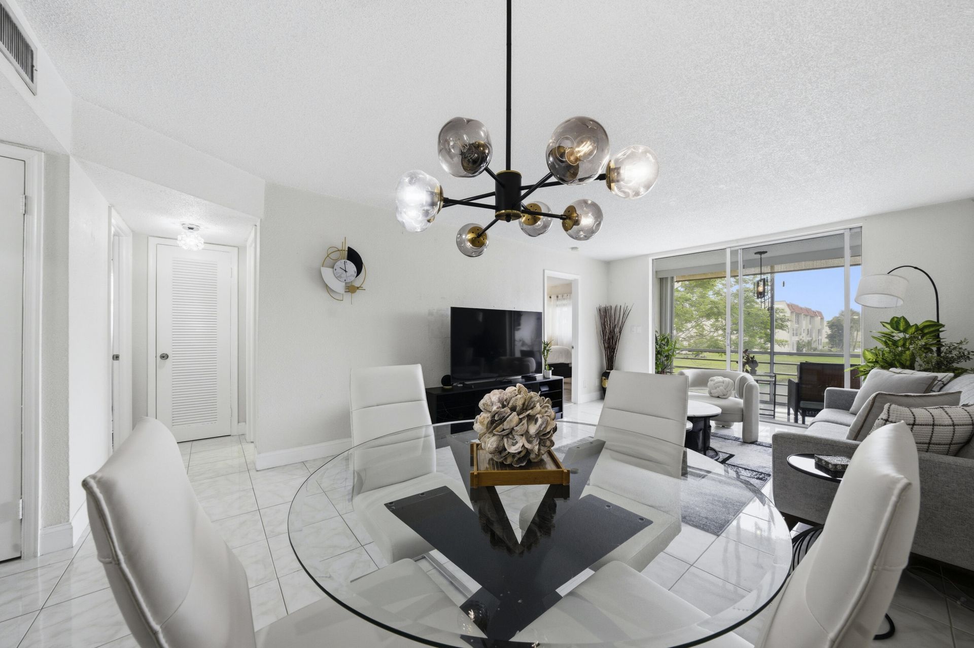 2900 Sunrise Lakes Drive W, Unit 201, Sunrise, FL 33322 Photo