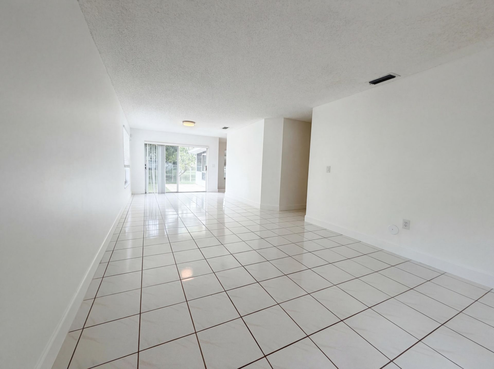 73 Gables Boulevard, Weston, FL 33326 Photo