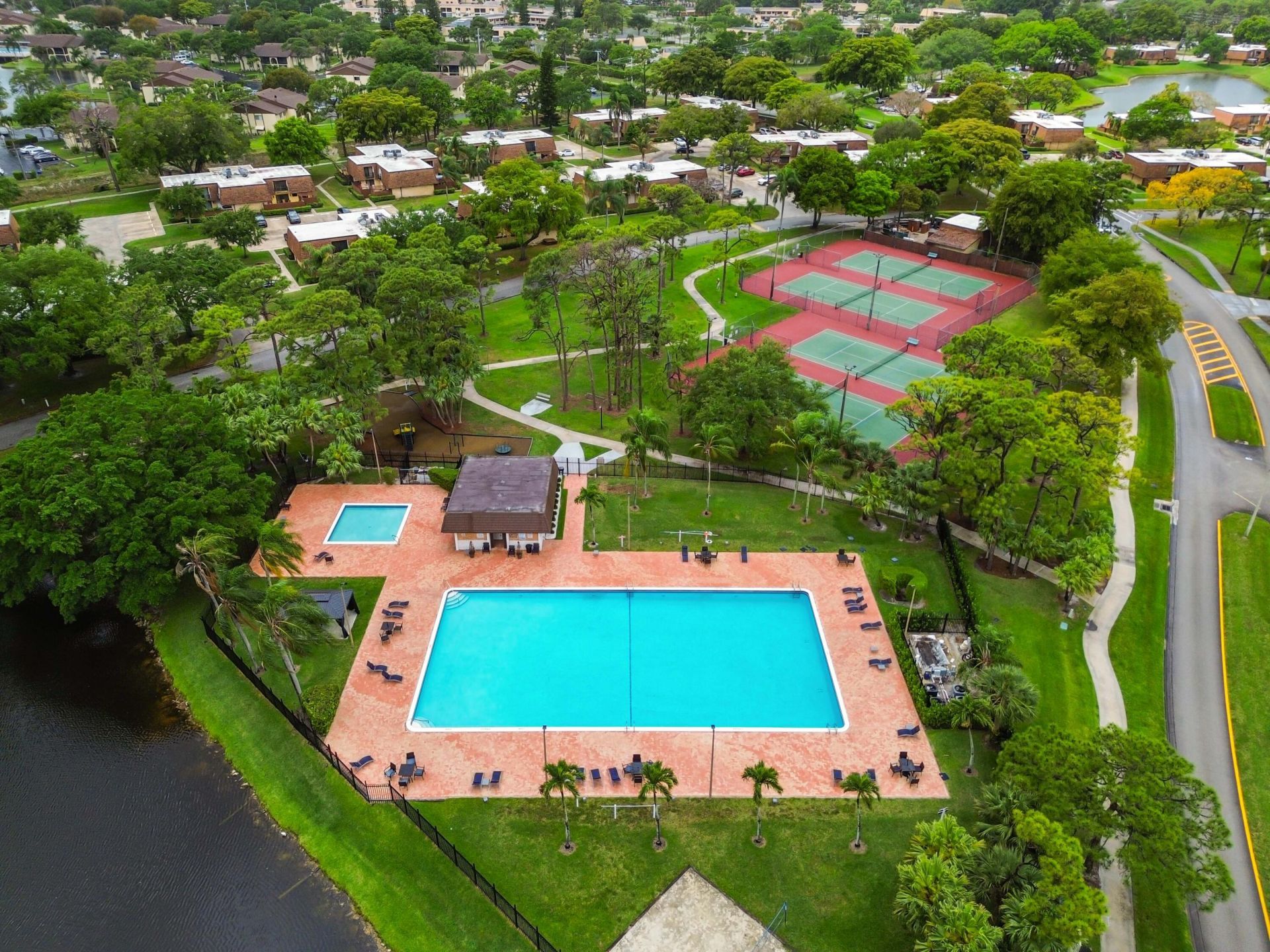 2007 20th Lane, Greenacres, FL 33463 Photo