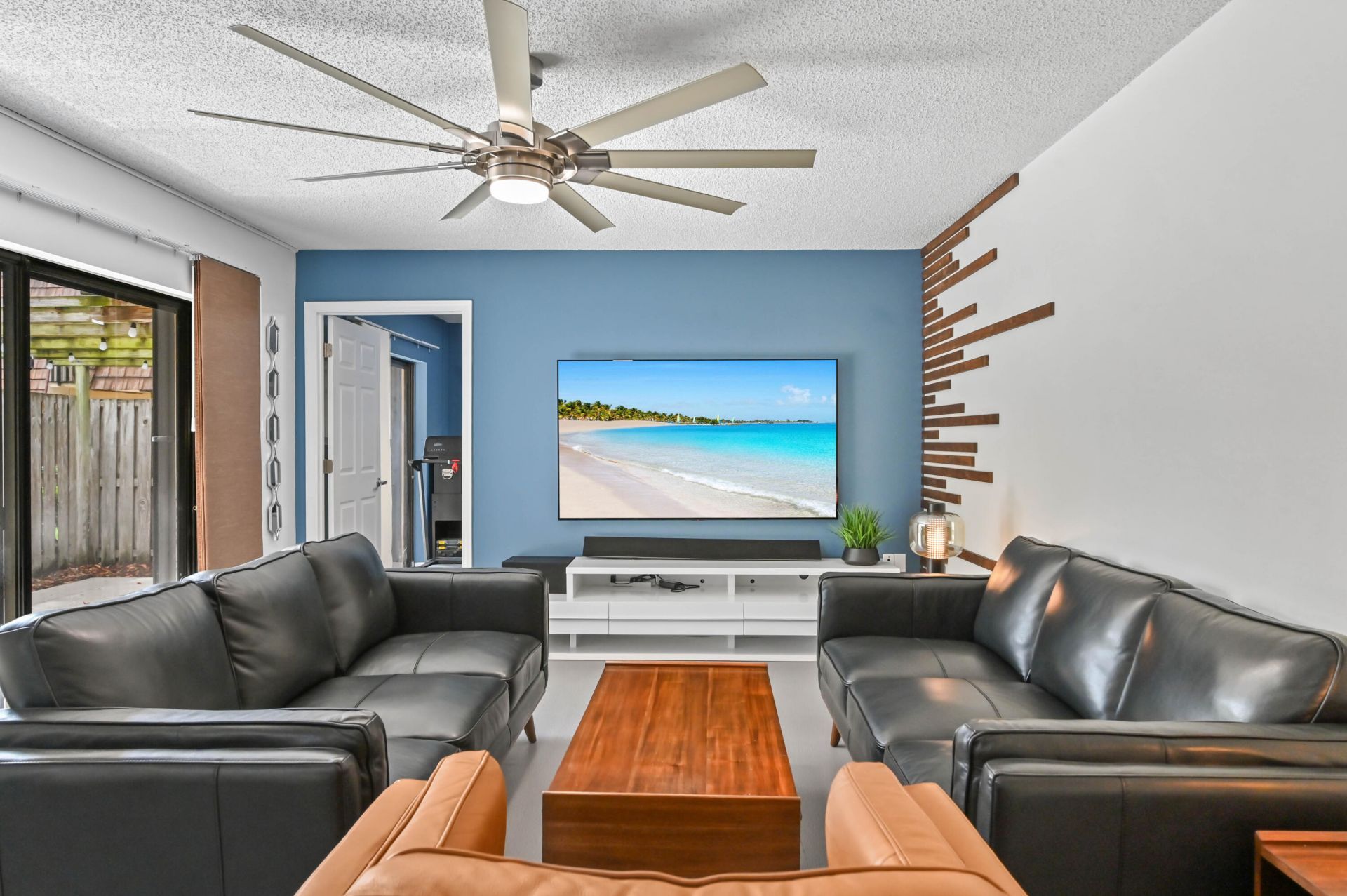 2007 20th Lane, Greenacres, FL 33463 Photo