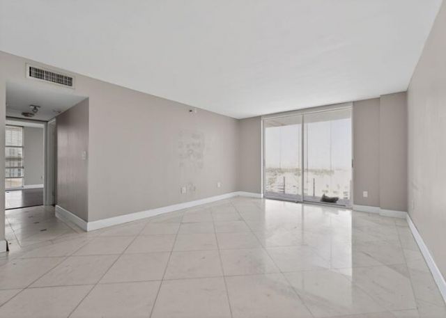 6061 Collins Avenue, Unit 23a, Miami Beach, FL 33140 Photo