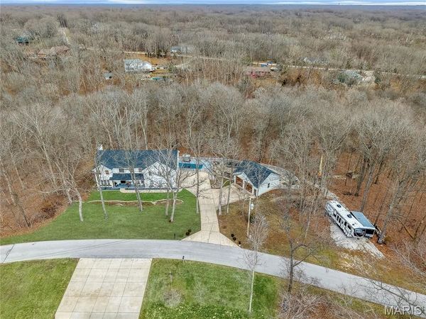 50 Sunfish Drive, Defiance, MO 63341