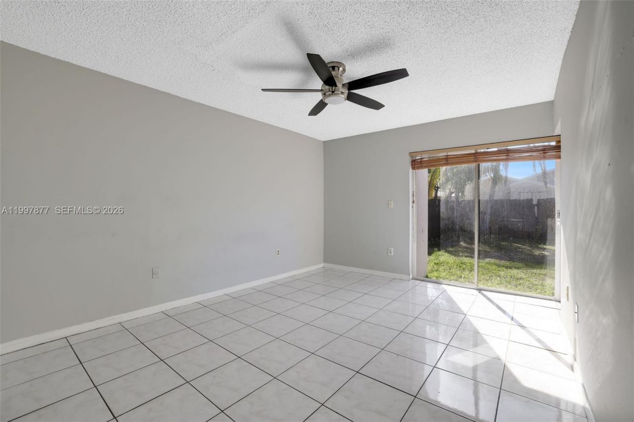 20932 SW 118th Ave, Miami, FL 33177 Photo