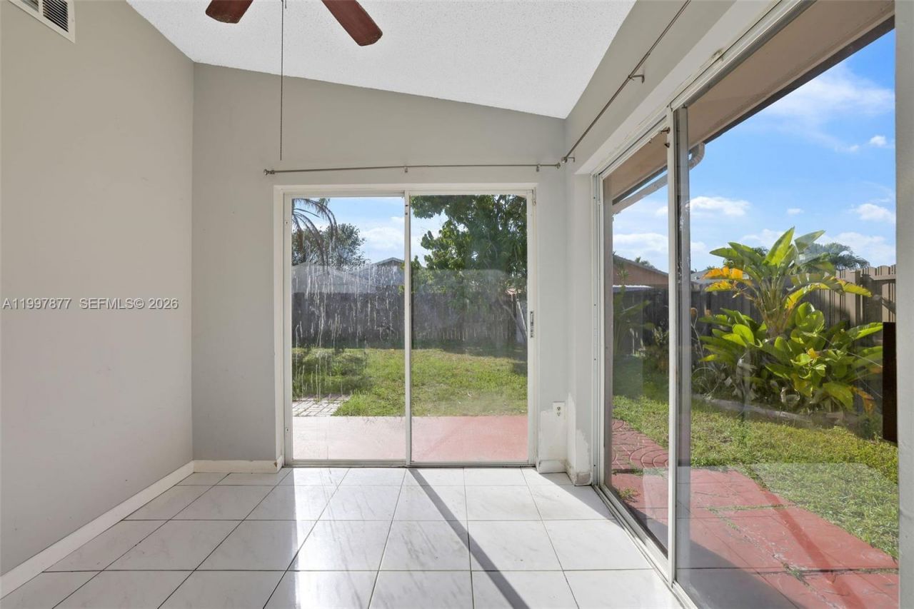 20932 SW 118th Ave, Miami, FL 33177 Photo