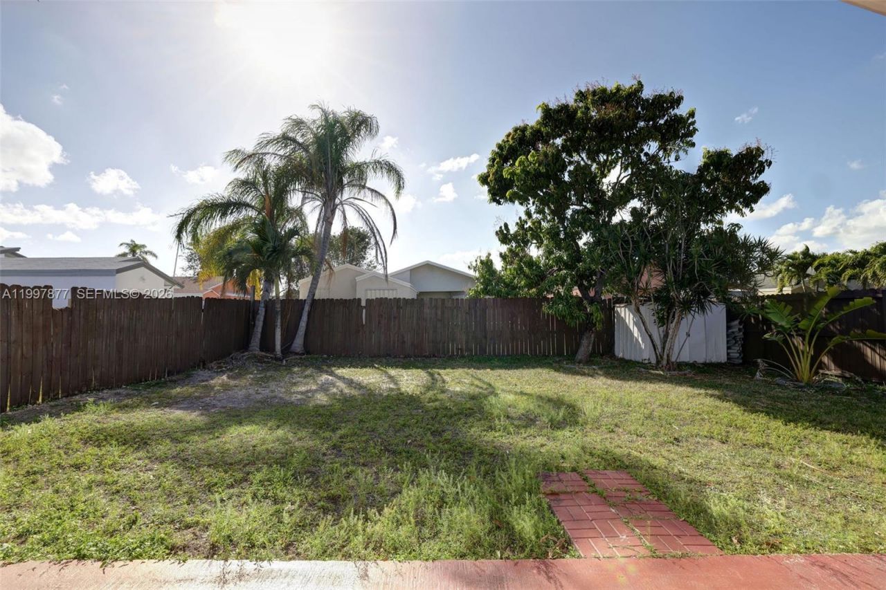 20932 SW 118th Ave, Miami, FL 33177 Photo