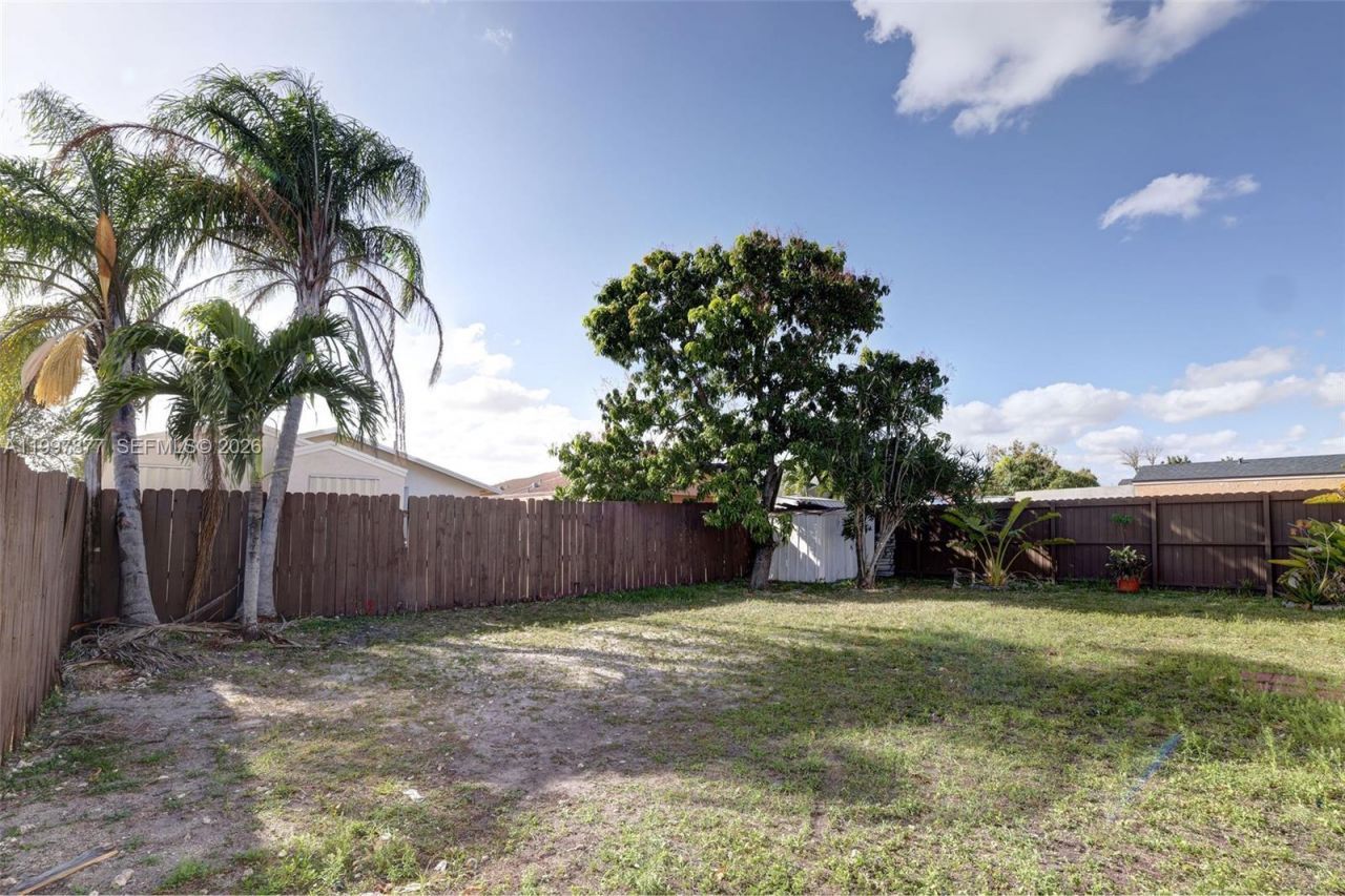 20932 SW 118th Ave, Miami, FL 33177 Photo