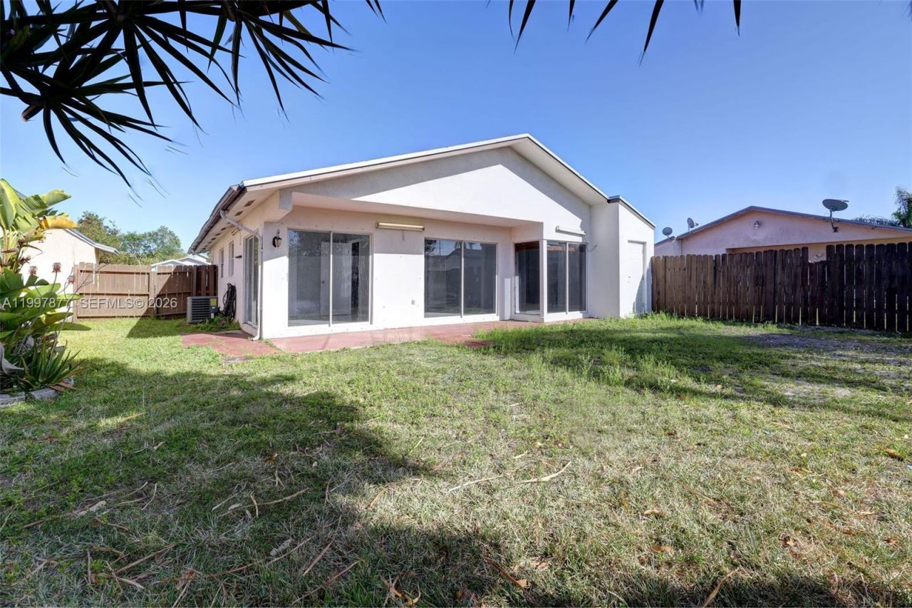 20932 SW 118th Ave, Miami, FL 33177 Photo