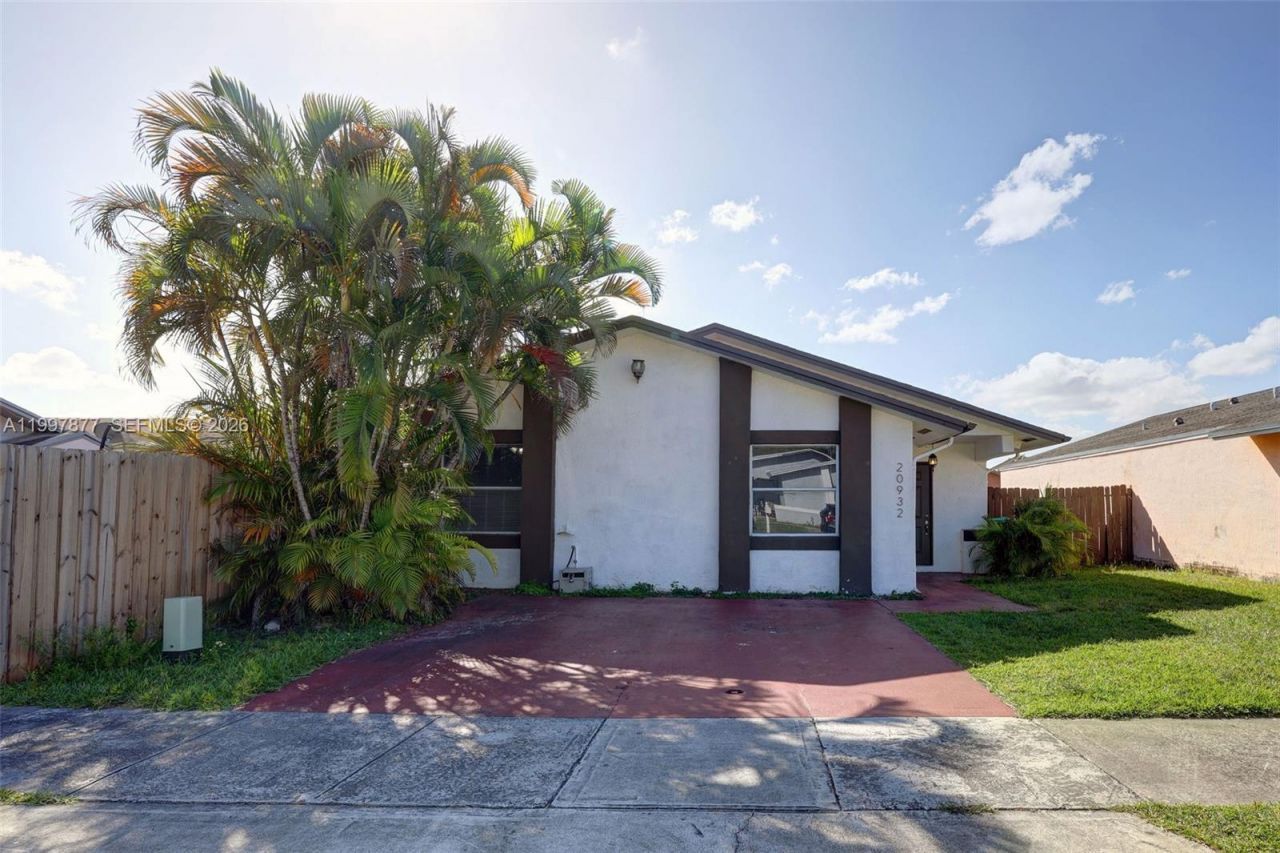 20932 SW 118th Ave, Miami, FL 33177 Photo