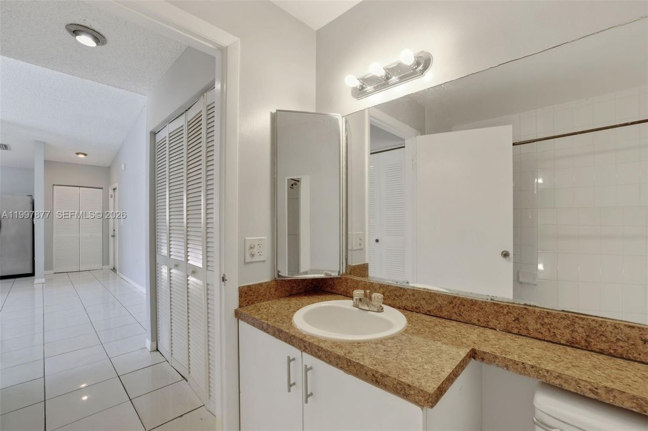 20932 SW 118th Ave, Miami, FL 33177 Photo