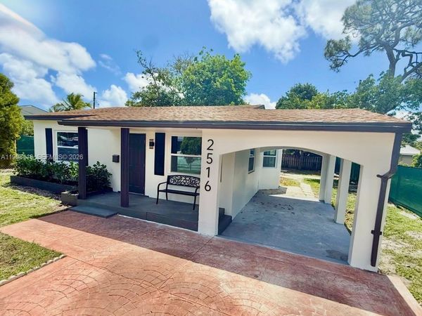 2516 Wiley Ct, Hollywood, FL 33020