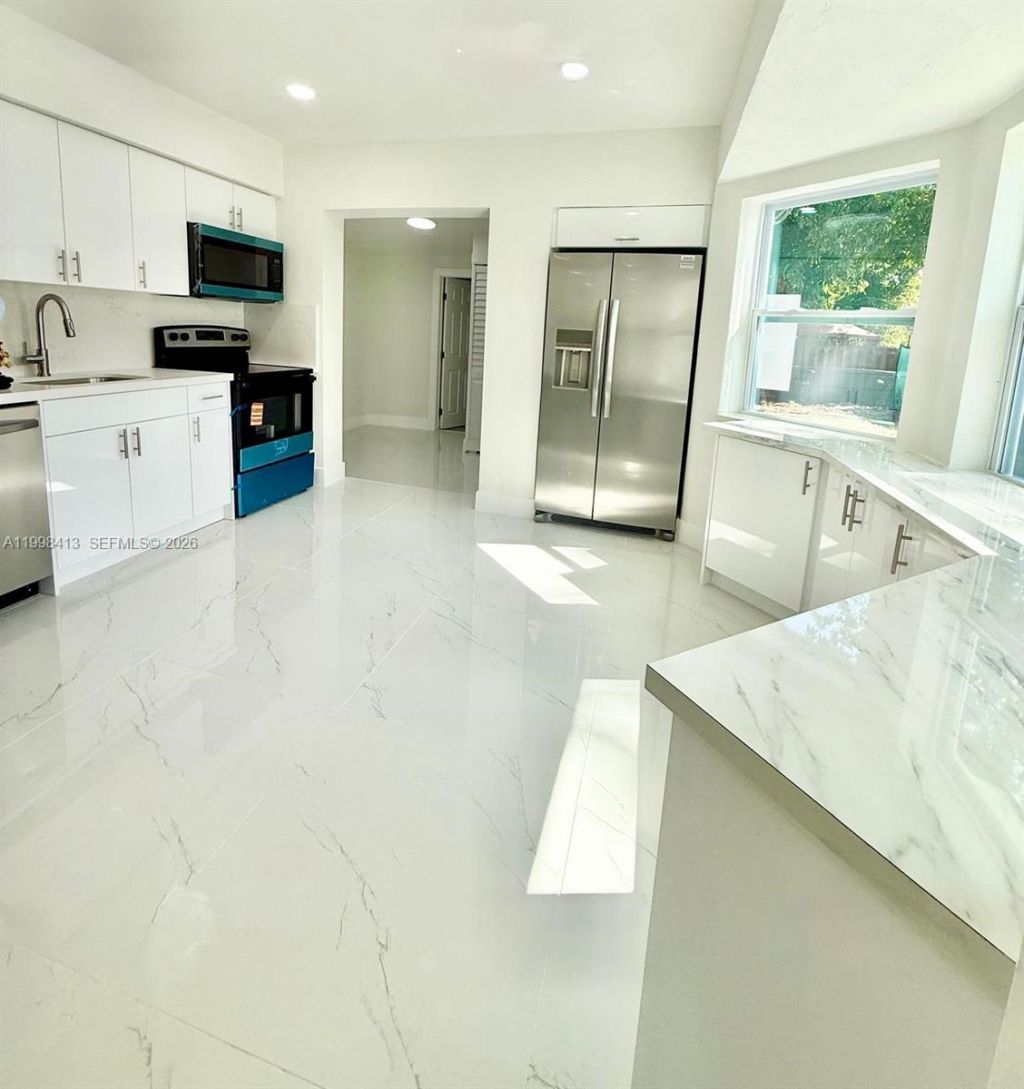 2516 Wiley Ct, Hollywood, FL 33020 Photo