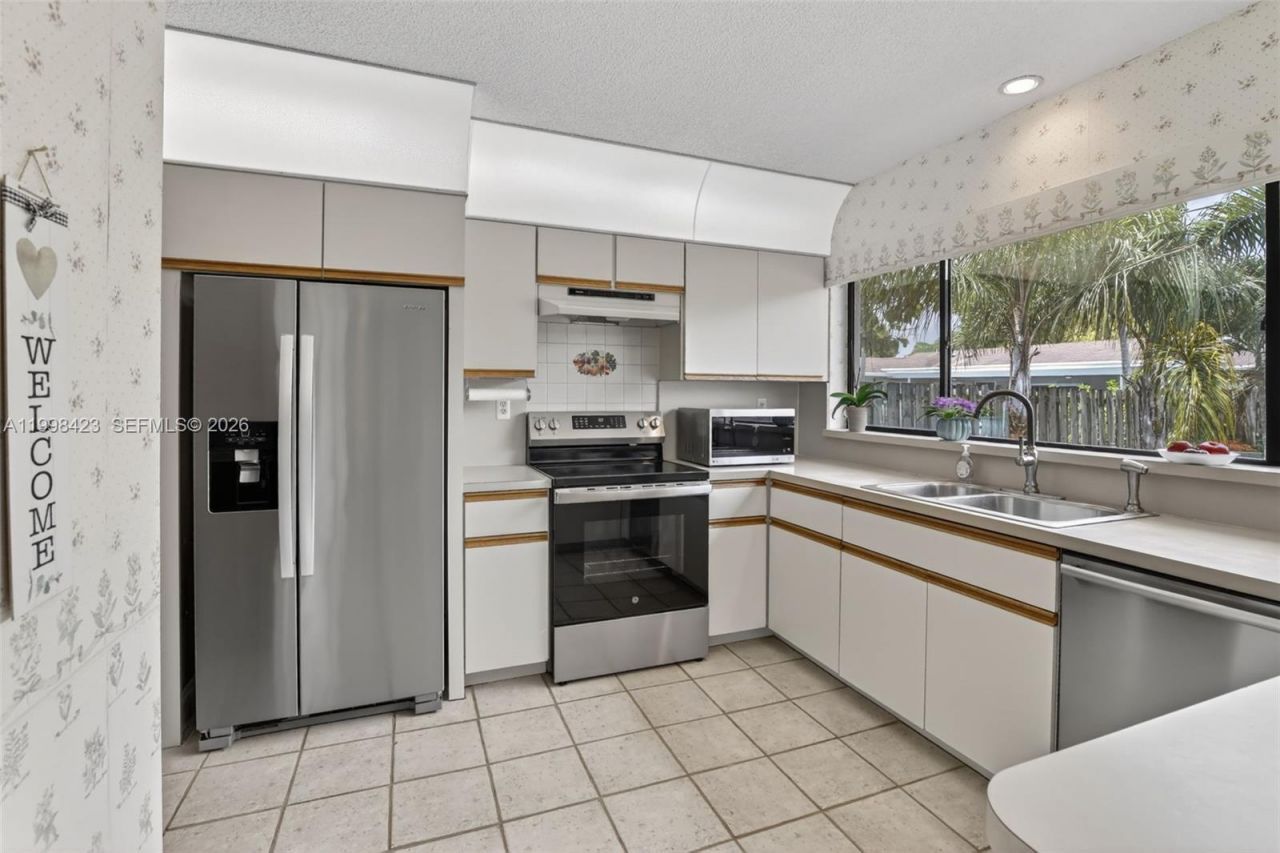 10471 NW 21st Ct, Sunrise, FL 33322 Photo