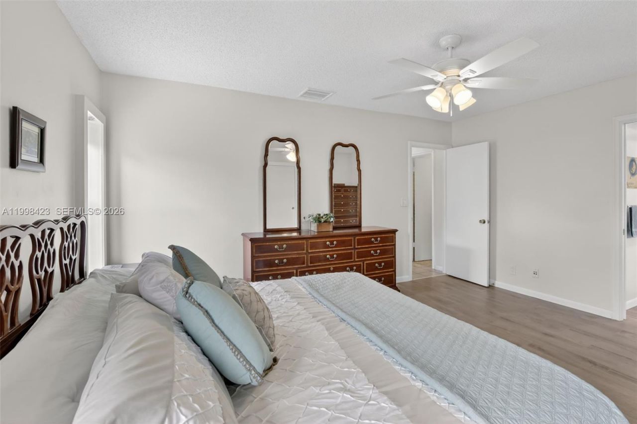 10471 NW 21st Ct, Sunrise, FL 33322 Photo