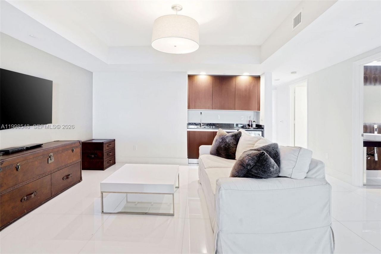 2711 S Ocean Dr, Unit 2803, Hollywood, FL 33019 Photo